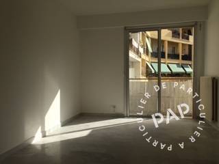 Location Appartement studio Nice (06)