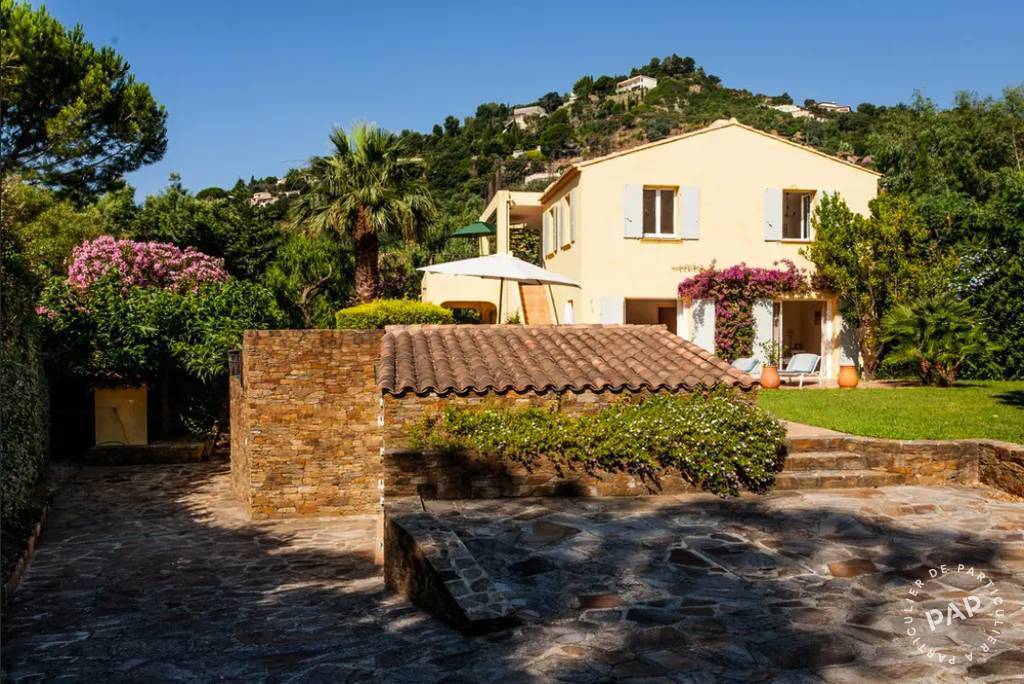 Maison De Jean Pierre Pernaut Dans Le Lavandou