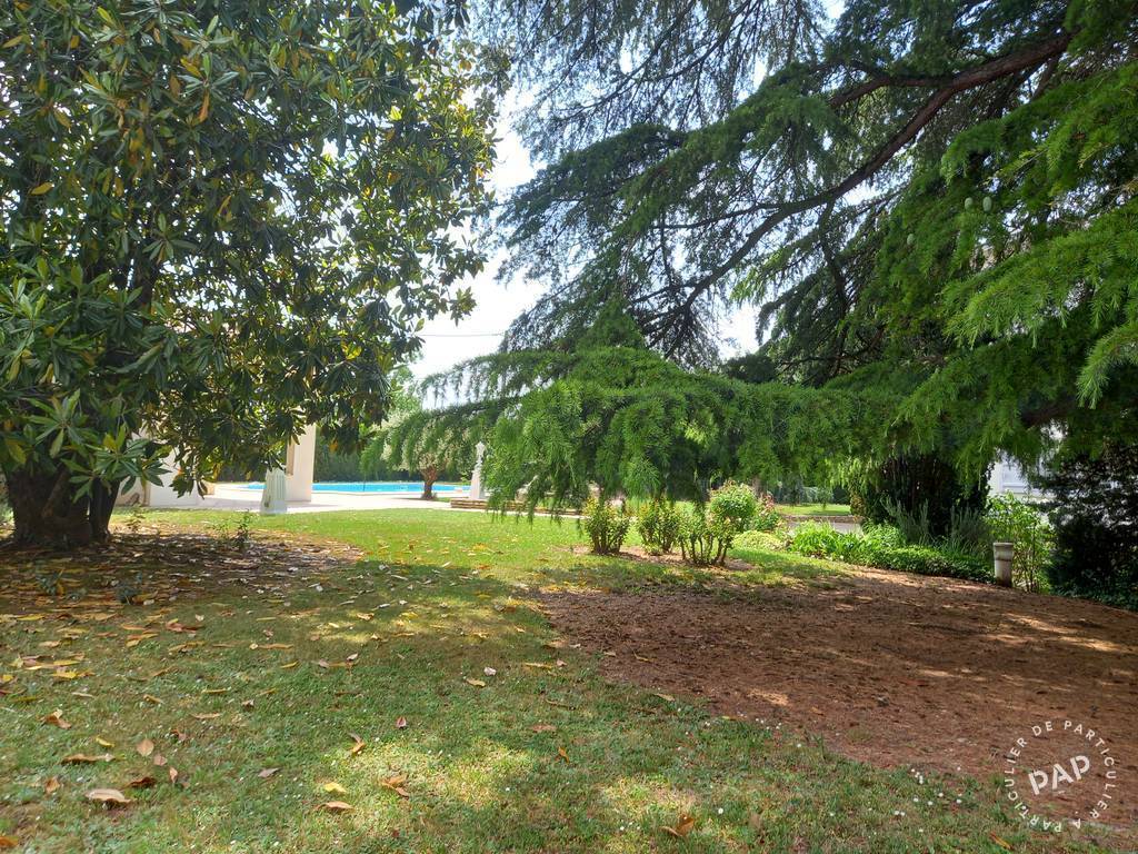 Location Maison SainteLivradesurLot 9 personnes dès 1.750 euros par