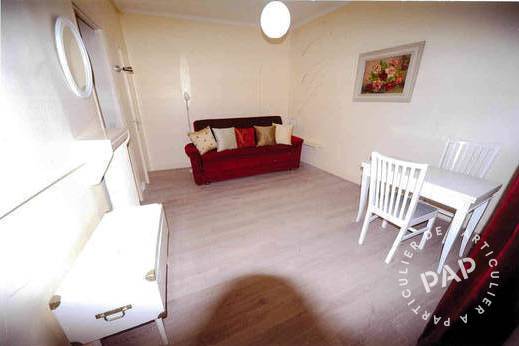 Location appartement studio Paris 8e
