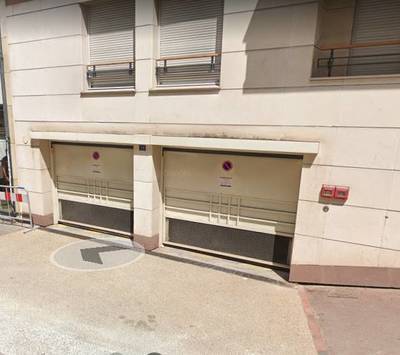 Issy-Les-Moulineaux