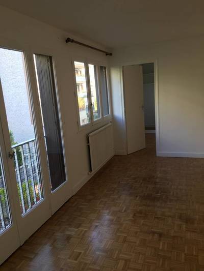 Courbevoie (92400)