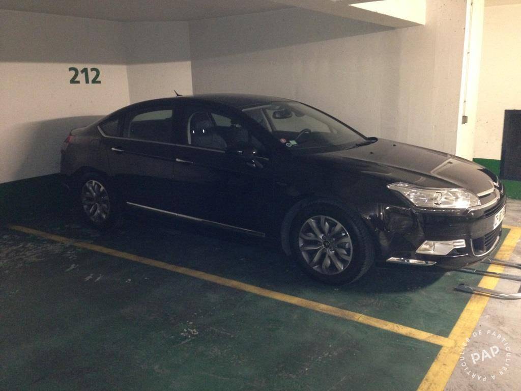 Location Garage, parking Paris 135 €
