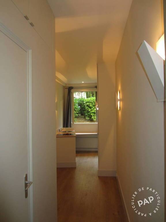 Location appartement studio Paris 7e