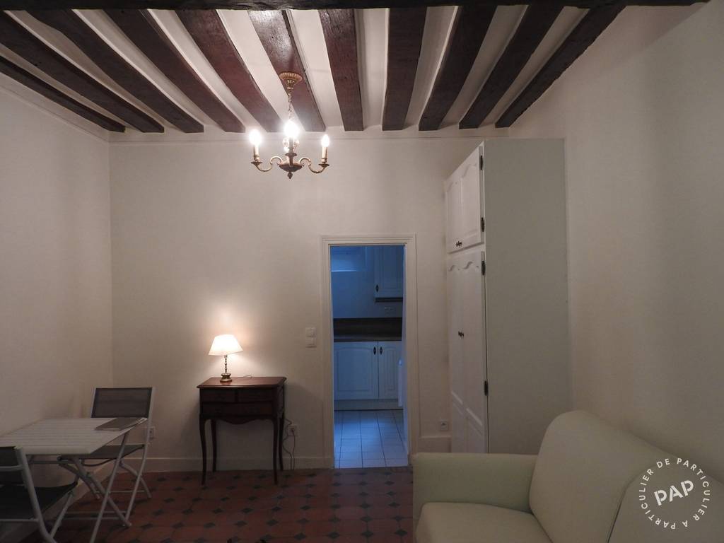 Location appartement studio Paris 4e