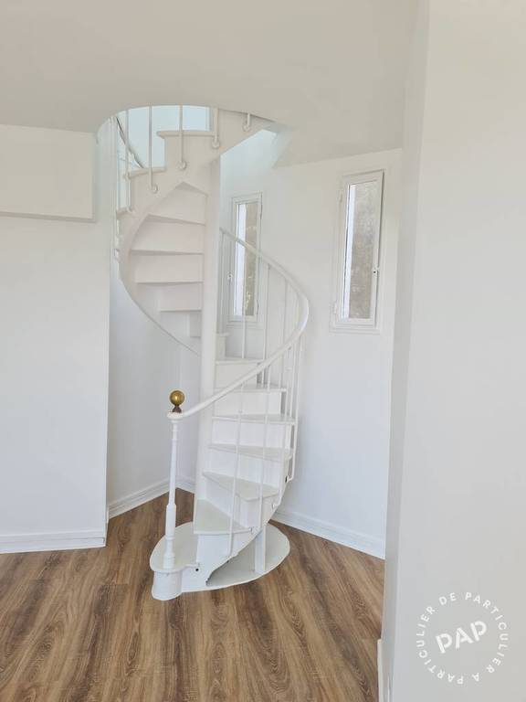 Appartement 2.350 € 60 m² Paris 18E