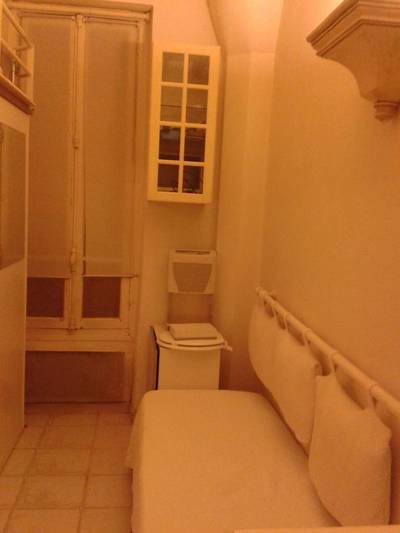 Paris 17E