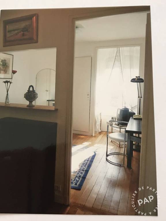 Location appartement studio Paris 8e