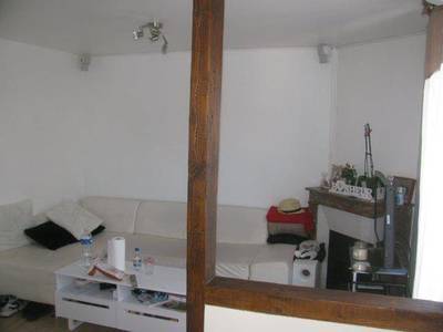Mandres-Les-Roses (94520)