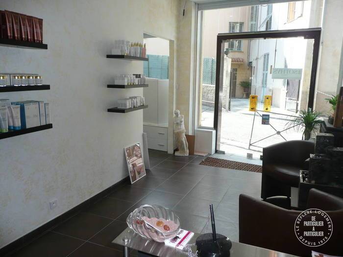 Vente et location Local commercial Nice - Parc Impérial 70 m² 165.000 €
