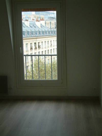 Paris 11E