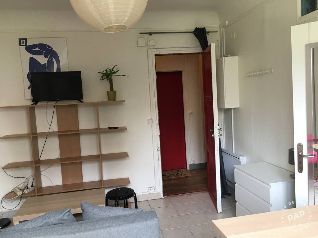 Location Meublée Studio 18 M² Paris 18E - 18 M² - 750 € | De ...