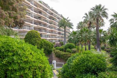Vallauris (06220)