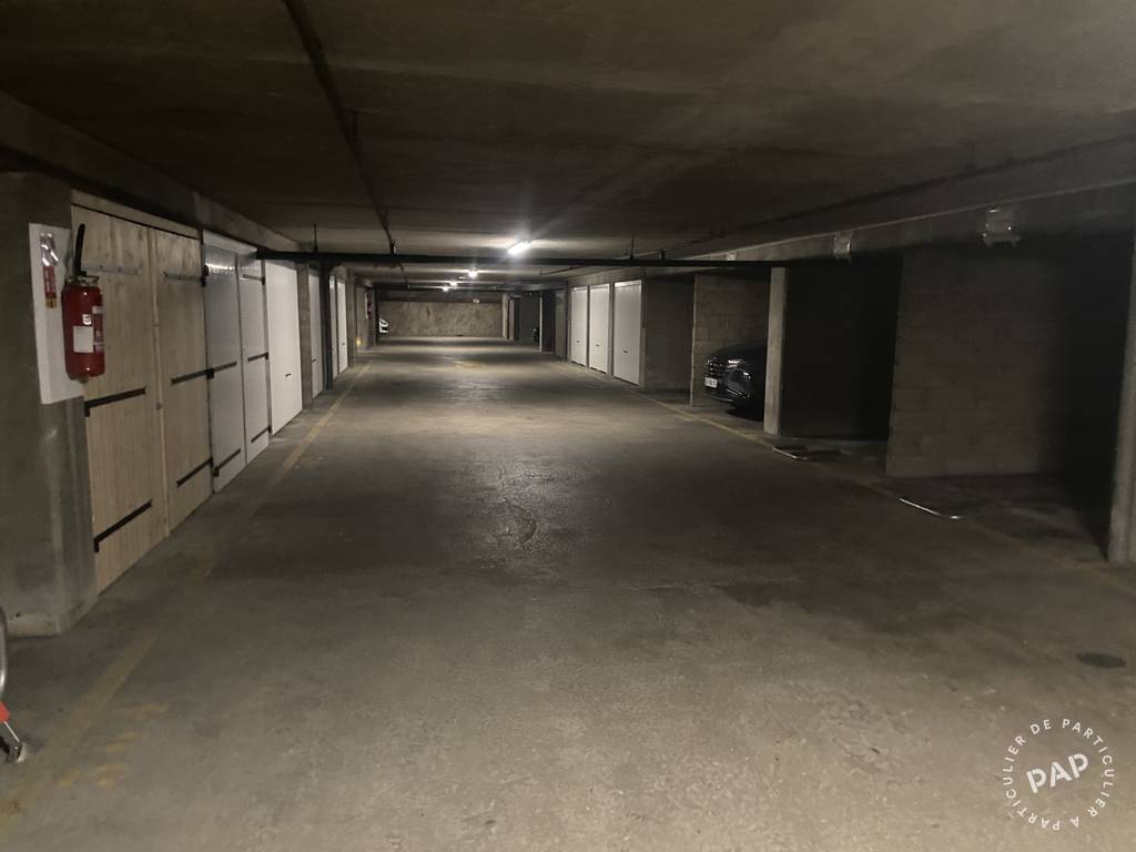 Garage, parking 23.000&nbsp;&euro;  Paris 19E