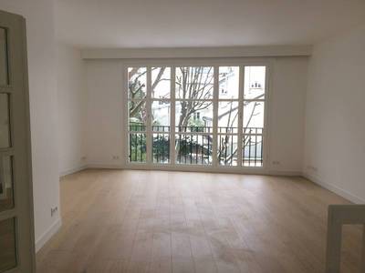 Paris 18E