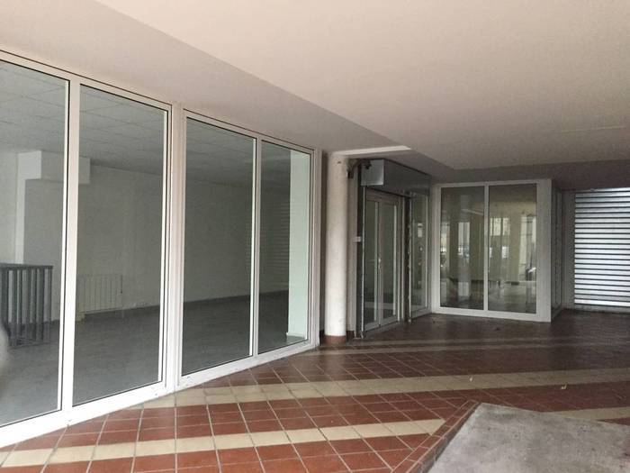 Vente et location Romainville 161 m²