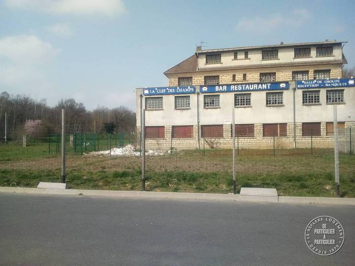 Vente et location Local d'activité 1.200 m²