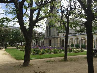 Issy-Les-Moulineaux (92130)