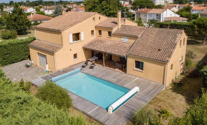 Vente maison 10 pièces Pessac (33600)