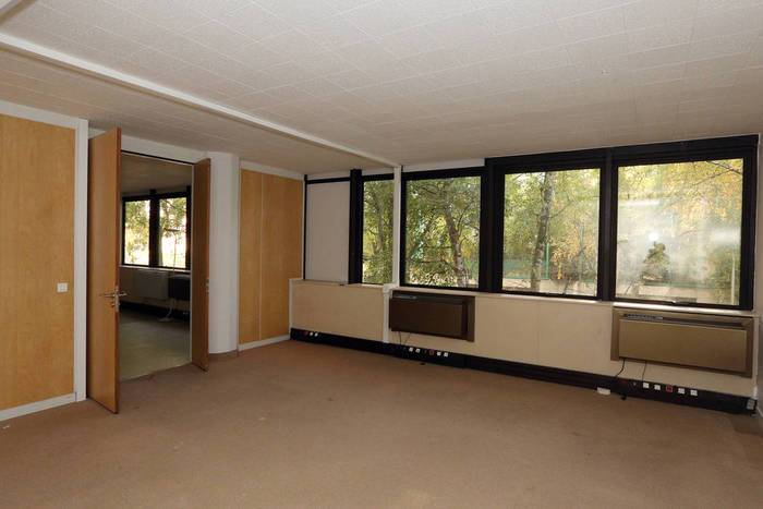 Bureaux, local professionnel 326 m²
