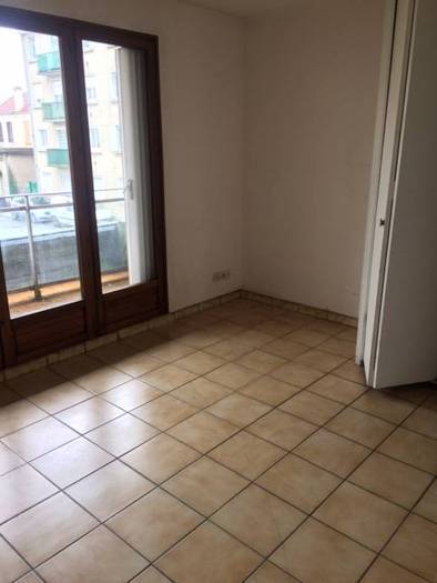 Location appartement 2 pièces Sevran (93270)