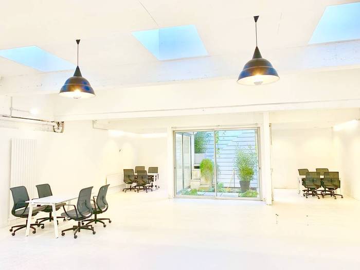 Vente et location Bureaux, local professionnel Paris 6E 238 m² 2.490.000 €