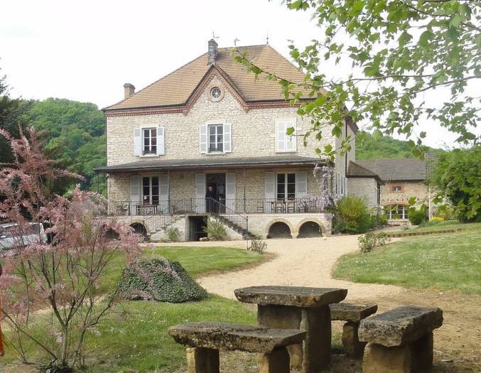 Vente maison 16 pièces Lugny (71260)
