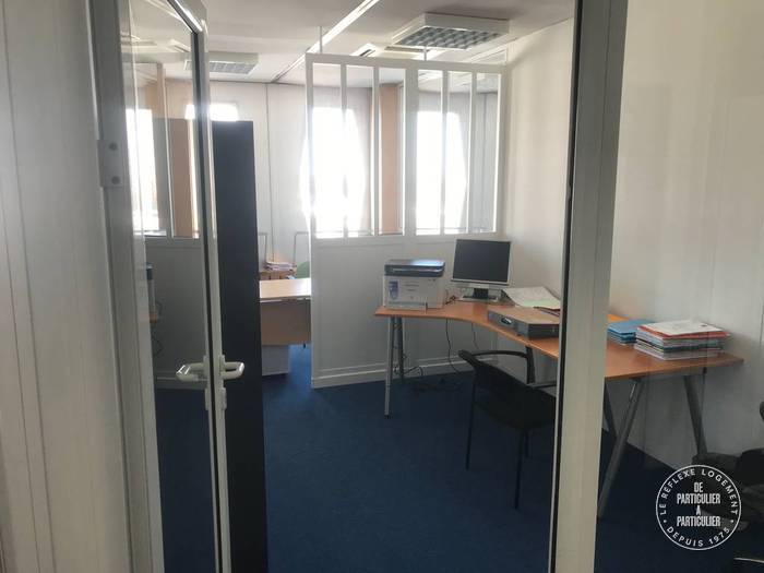 Bureaux, local professionnel 245 m²