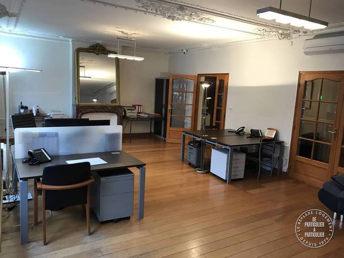 Bureaux, local professionnel Paris 10E 420 €