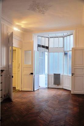 Bureaux, local professionnel Paris 3E - 90 m² - 3.300 €