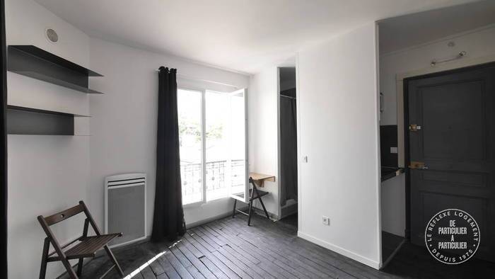 Location appartement studio Paris 18e