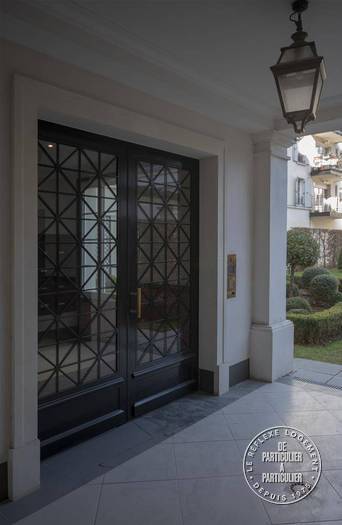Bureaux, local professionnel Serris 750 €