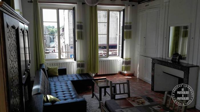 Location appartement 2 pièces Villeneuve-sur-Yonne (89500)