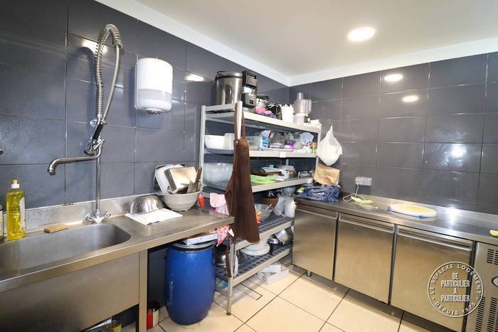 Local commercial Paris 12E 295.000 €