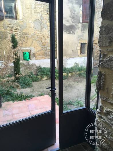 Local d'activité 1.490 € 225 m² Nîmes