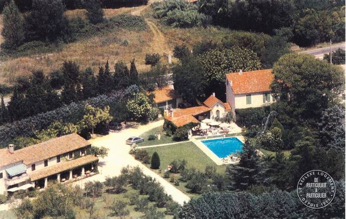 Vente et location Graveson (13690) 1.500 m²