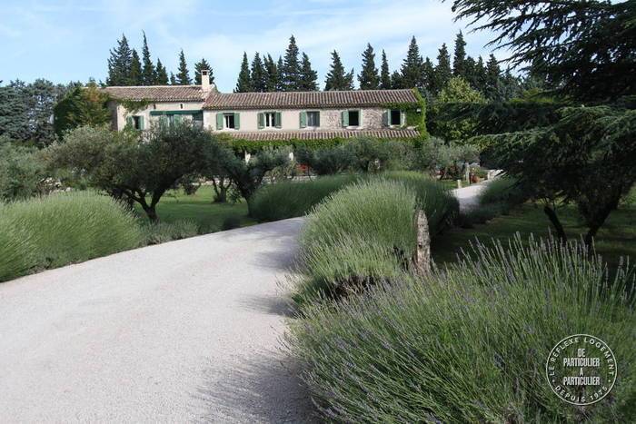 Immobilier Graveson (13690) 2.500.000 € 1.500 m²