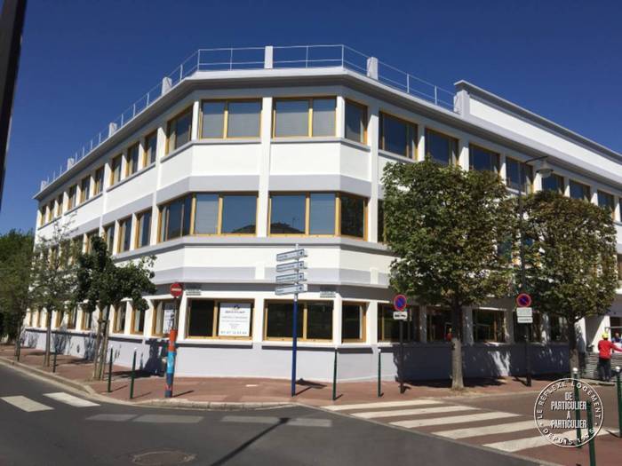 Vente et location Bureaux, local professionnel Rueil-Malmaison (92500) 15 m² 499 €