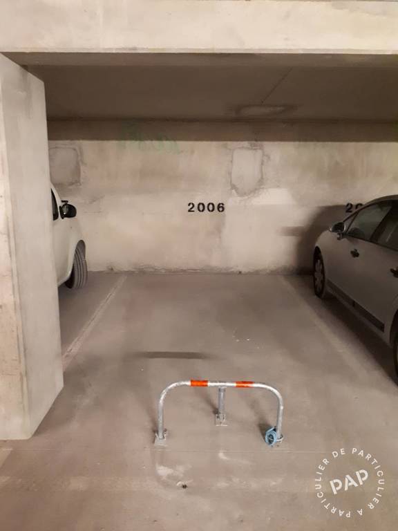 Location Garage, parking Saint-Denis 70 €