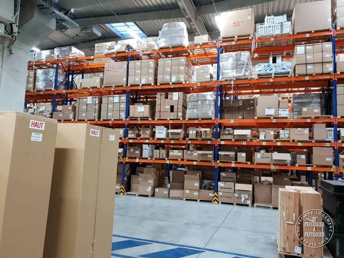 Vente et location Servon (77170) 3.220 m²
