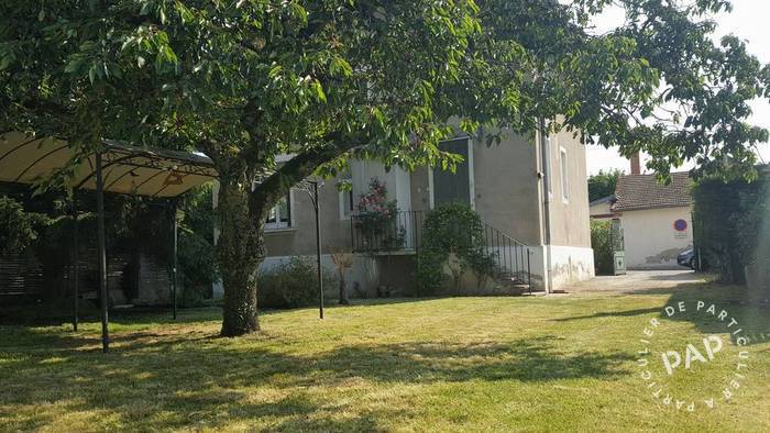 Location maison 8 pièces Saint-Marcellin (38160)