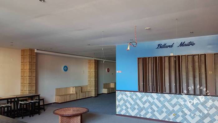 Vente et location Local commercial 350 m²