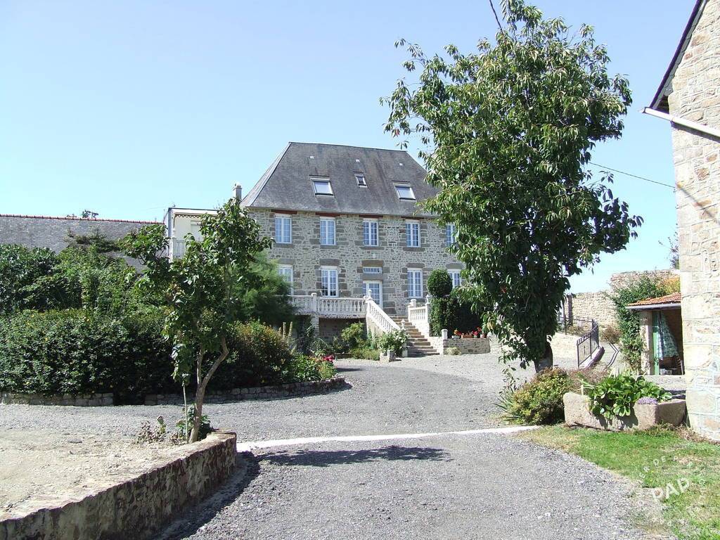 Vente maison 230 m² Le ValSaintPere (50300) 230 m² 280.000 € De Particulier à Vente maison 230 m² Le ValSaintPere (50300) 230 m² 280.000 € De Particulier à