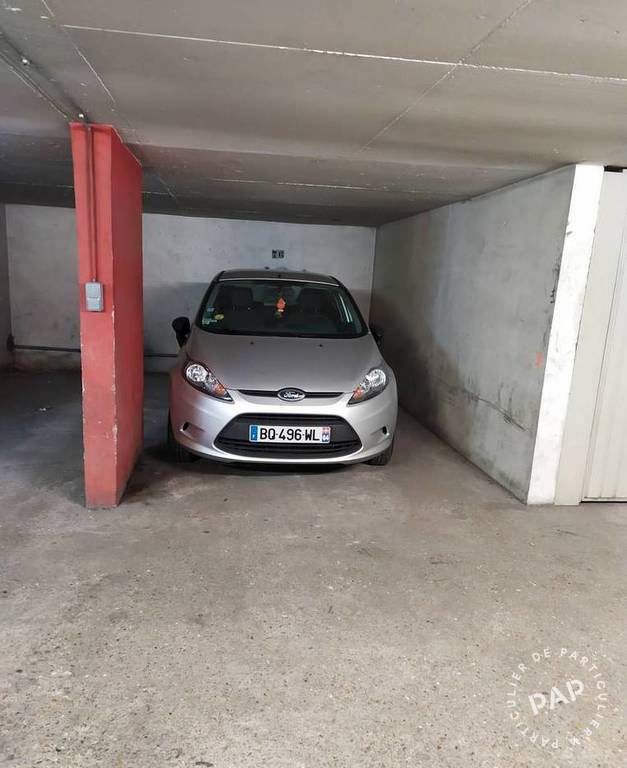 Location Garage, parking Paris 18E  85&nbsp;&euro;