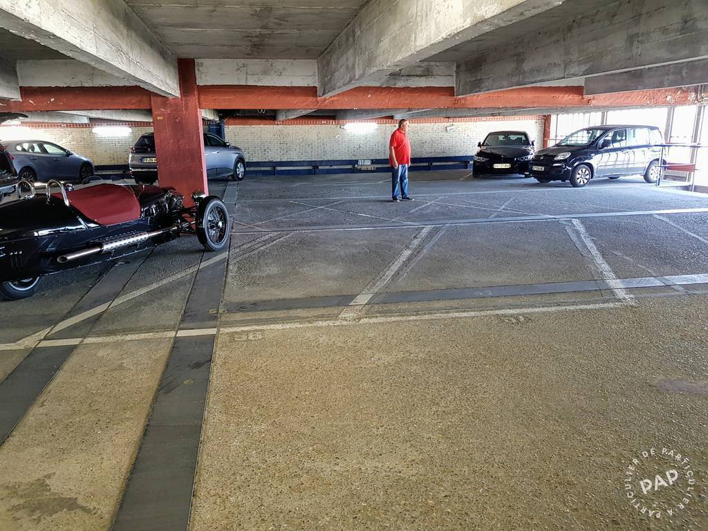 Location Garage, parking Paris 17E 135 €