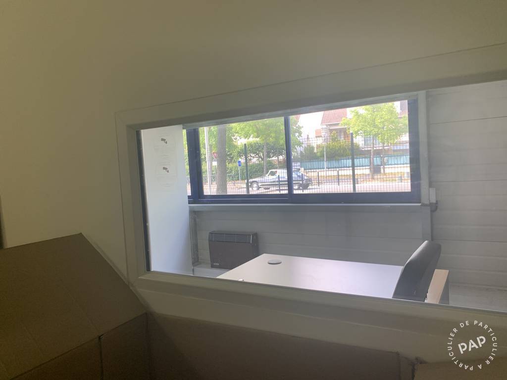 Local d'activité 1.600 € 109 m² Champigny-Sur-Marne (94500)