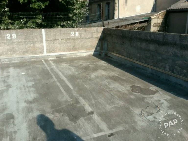 Location Garage, parking Bordeaux 70 €