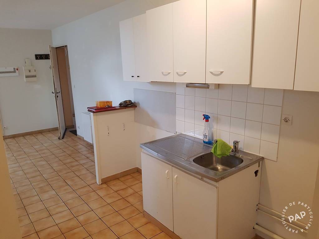 Location appartement 3 pièces 46 m² Rambouillet (78120)  46 m²  690