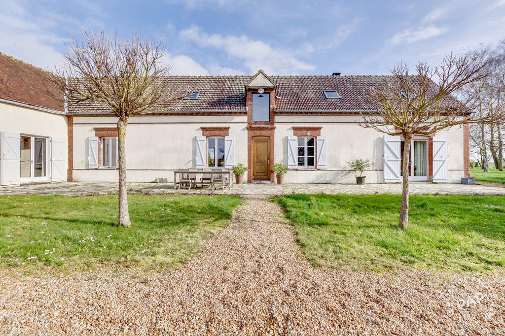 Vente maison 240 m² TremblayLesVillages (28170) 240 m² 360.000