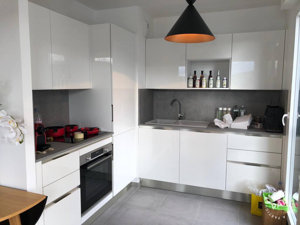 Appartement a louer rueil-malmaison - 4 pièce(s) - 90 m2 - Surfyn